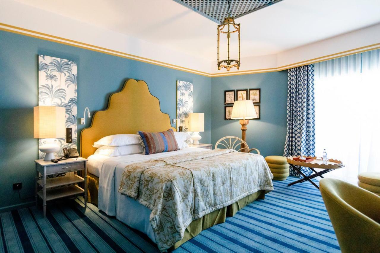 The Albatroz Hotel Cascais Exterior foto A room at the Hotel Excelsior